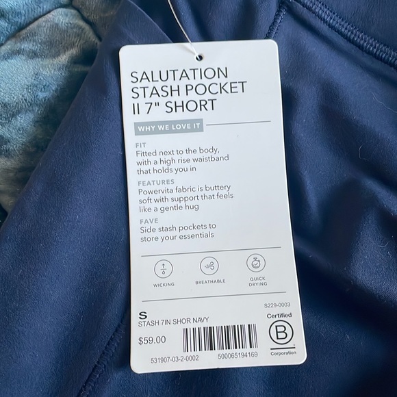 NWT Athleta biker shorts - Picture 3 of 3